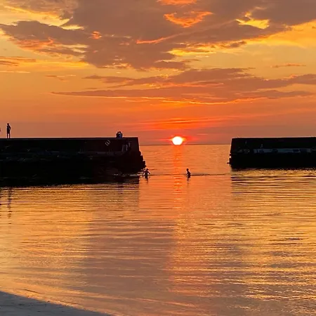 Lejlighed Cozy House With Sea View Close To Alesund *